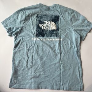 The North Face graphic tshirt woman’s M